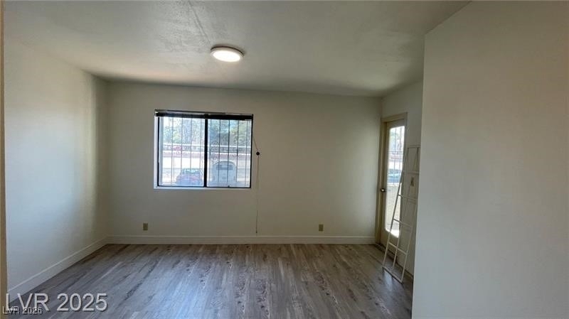 1701 E Katie Avenue - Photo 11