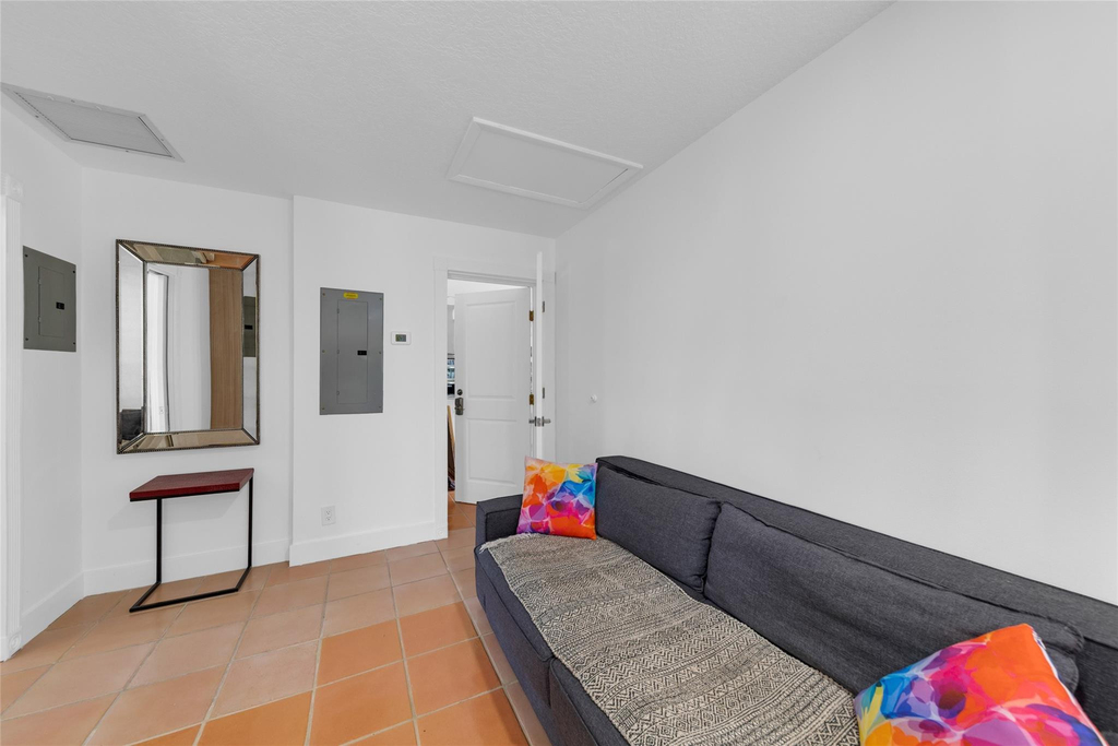 307 N Highland Drive - Photo 18