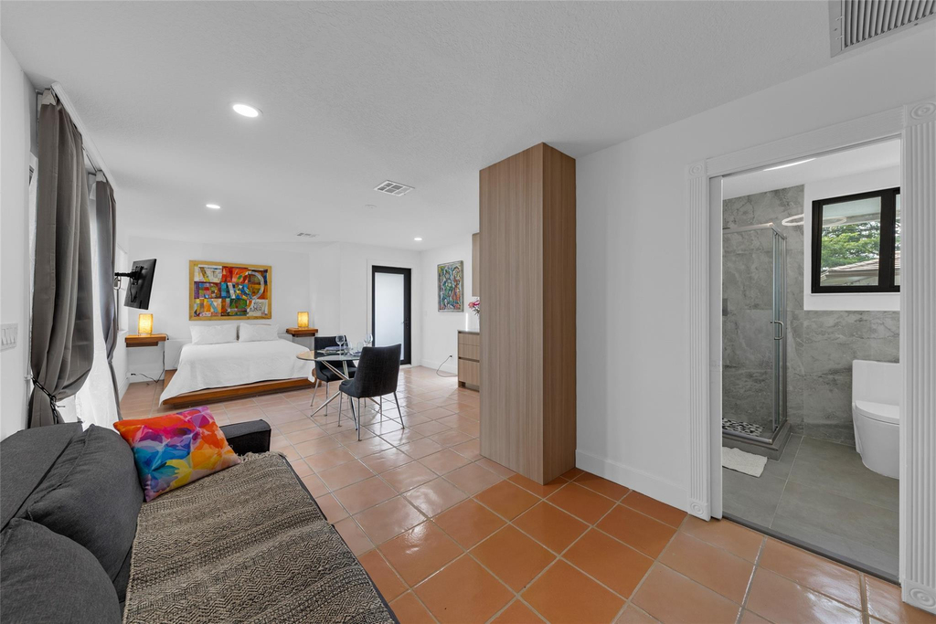 307 N Highland Drive - Photo 16