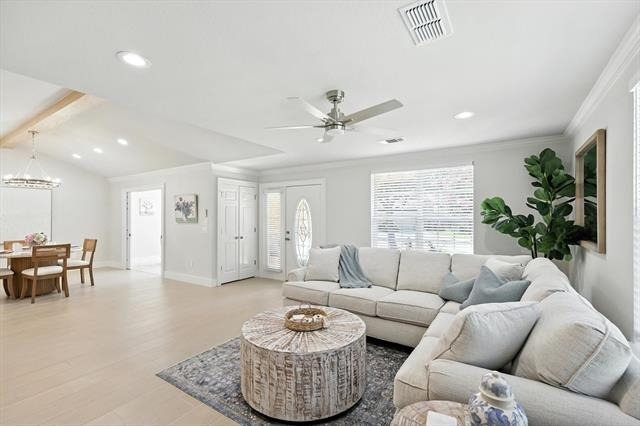 3901 Montecito Drive - Photo 3
