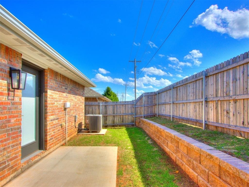 12925 Willow Villas Drive - Photo 2