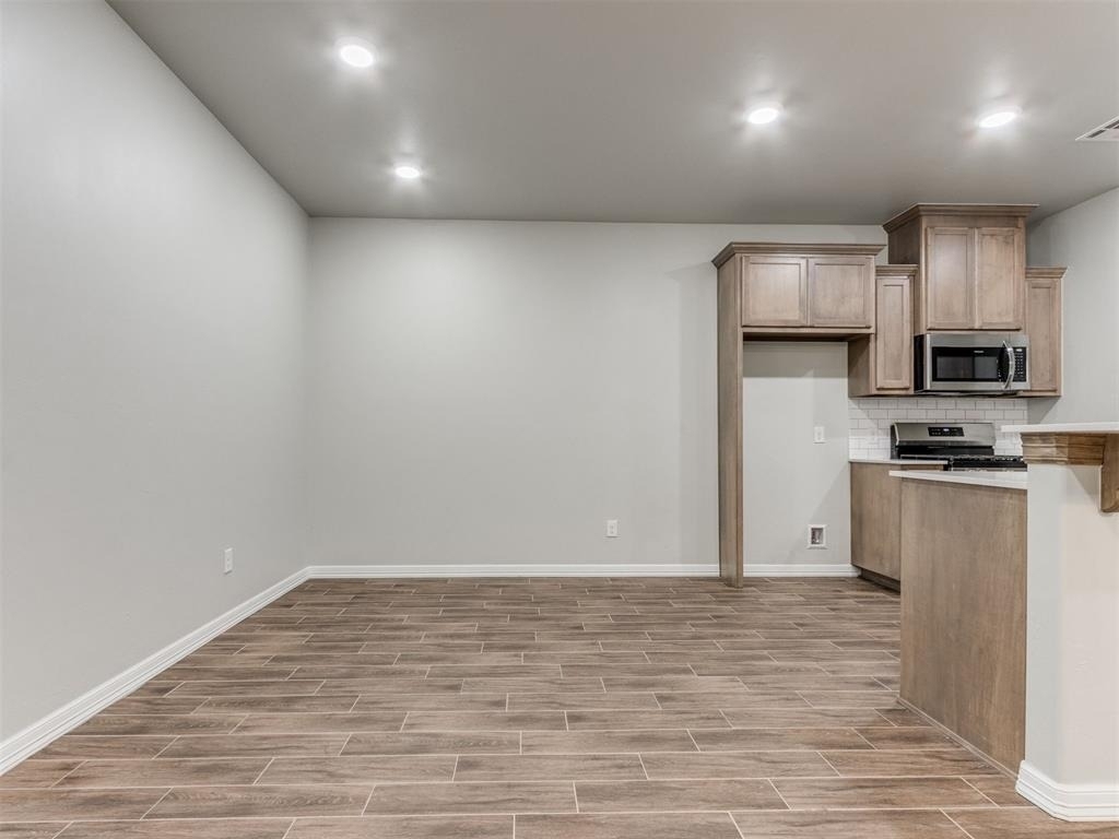616 Maleah Place - Photo 10
