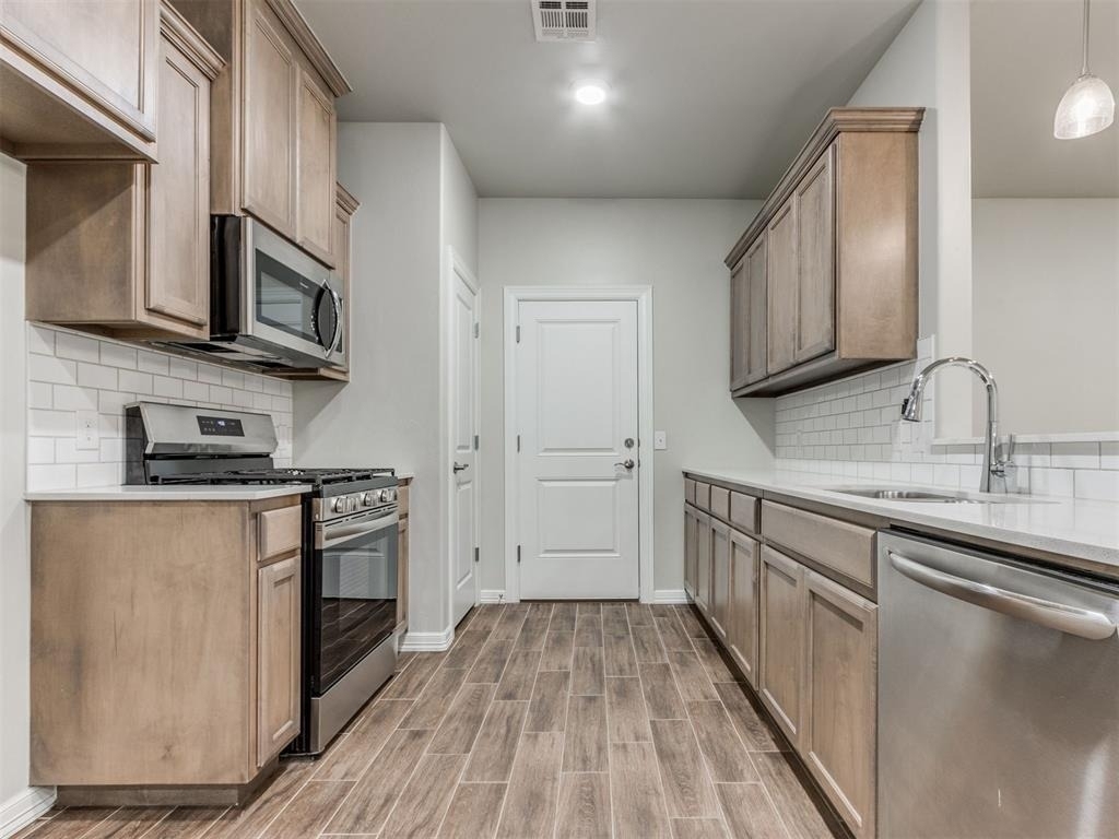 616 Maleah Place - Photo 17