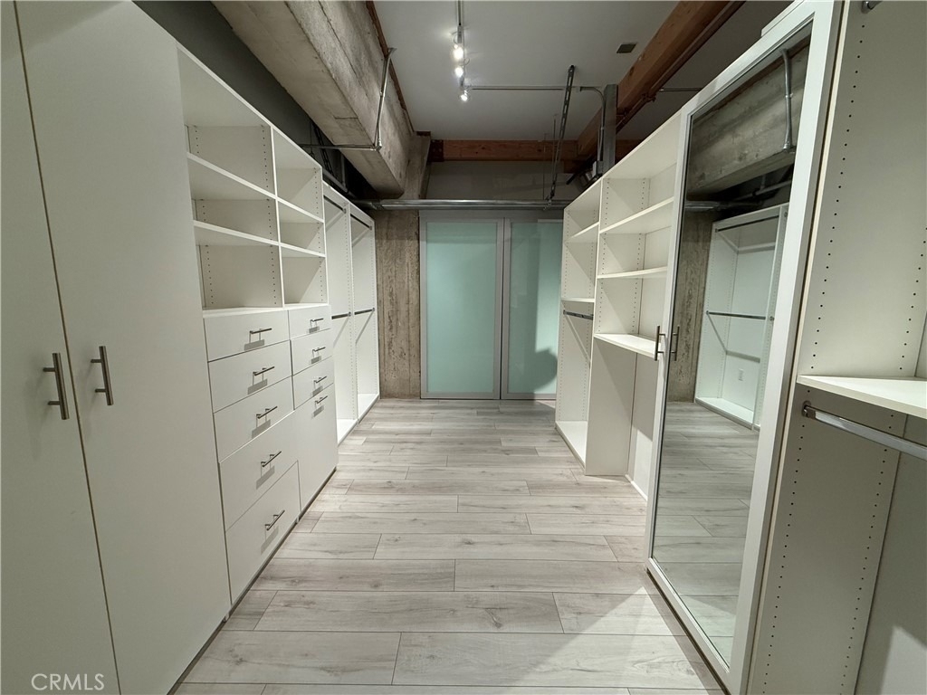 530 S Hewitt - Photo 10