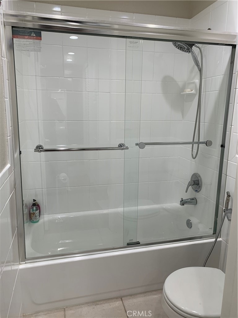 22100 Burbank - Photo 12