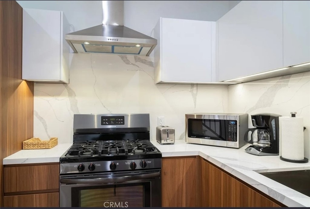 12134 Clarkson Rd - Photo 9