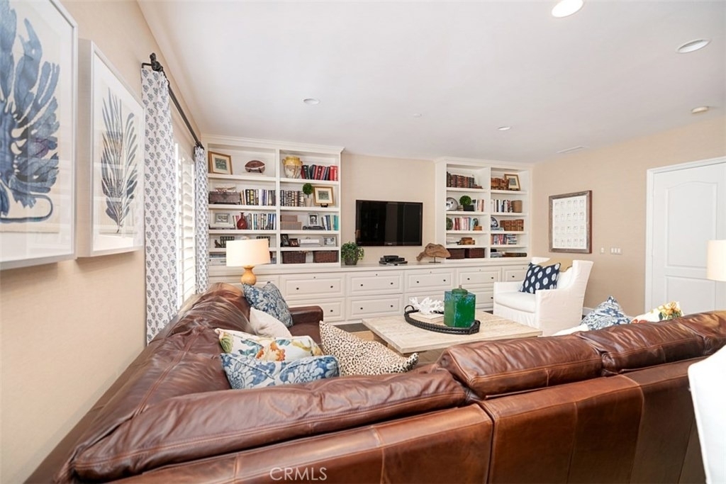 27 Via Monarca Street - Photo 31