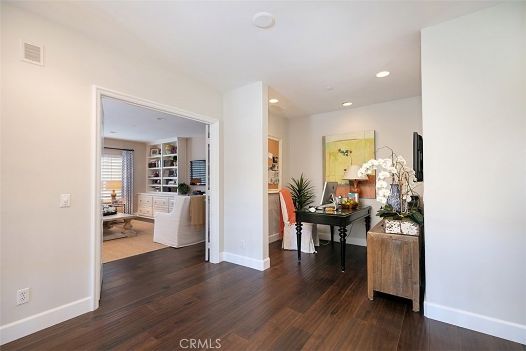 27 Via Monarca Street - Photo 29