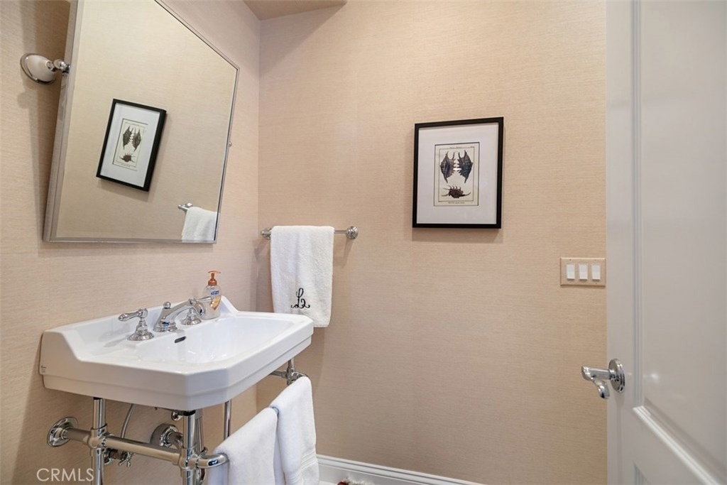 27 Via Monarca Street - Photo 35