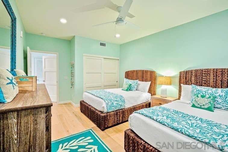 6767 Neptune Pl - Photo 21