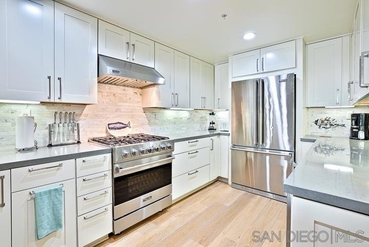 6767 Neptune Pl - Photo 12