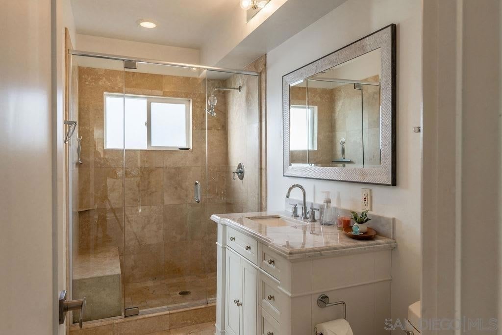 6529 Neptune Pl - Photo 17