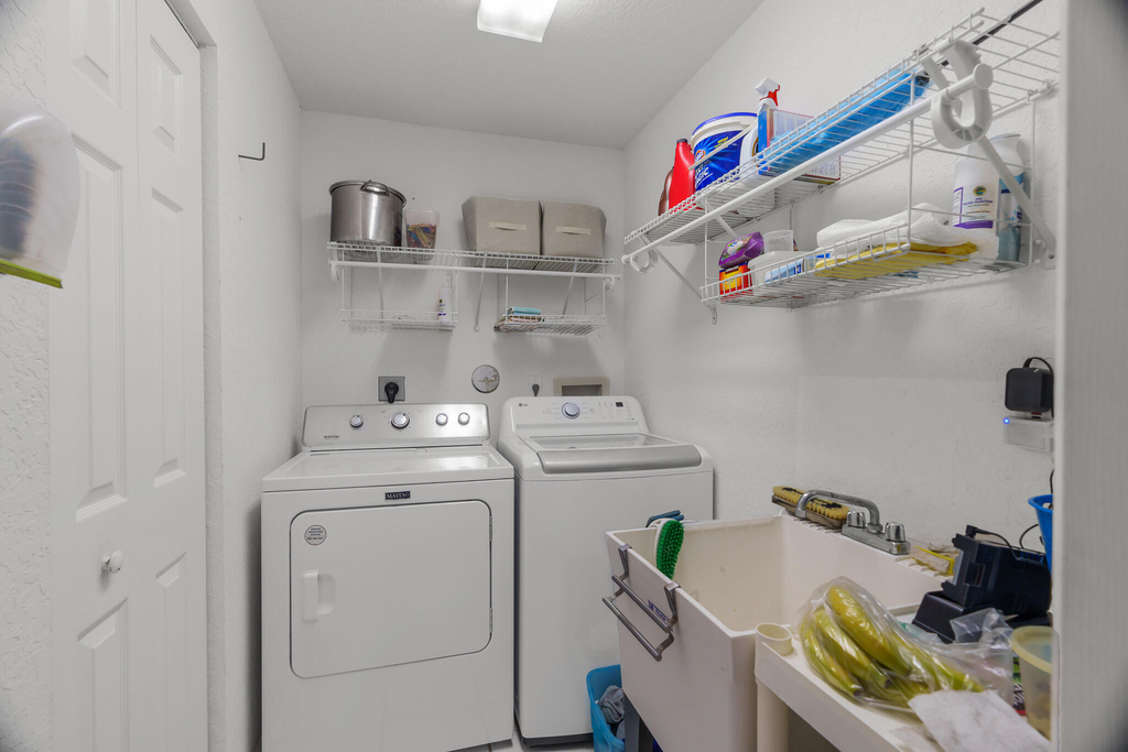 5260 Grande Palm Circle - Photo 42