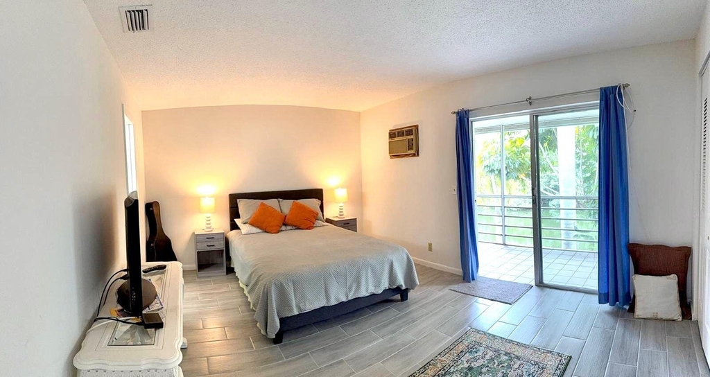 63 Windsor C - Photo 2