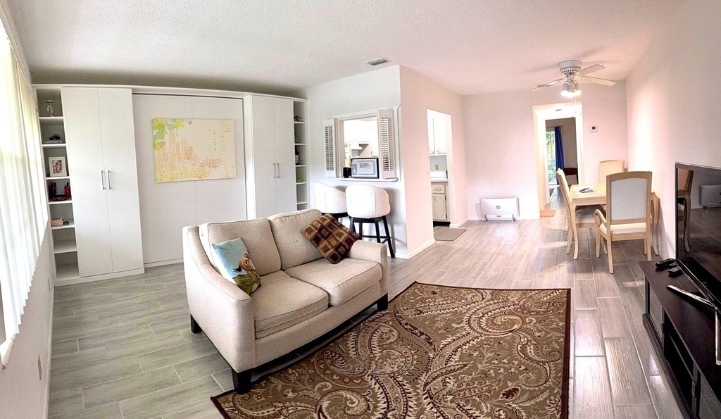 63 Windsor C - Photo 6