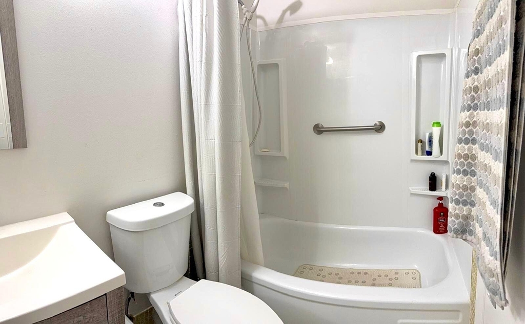 63 Windsor C - Photo 11