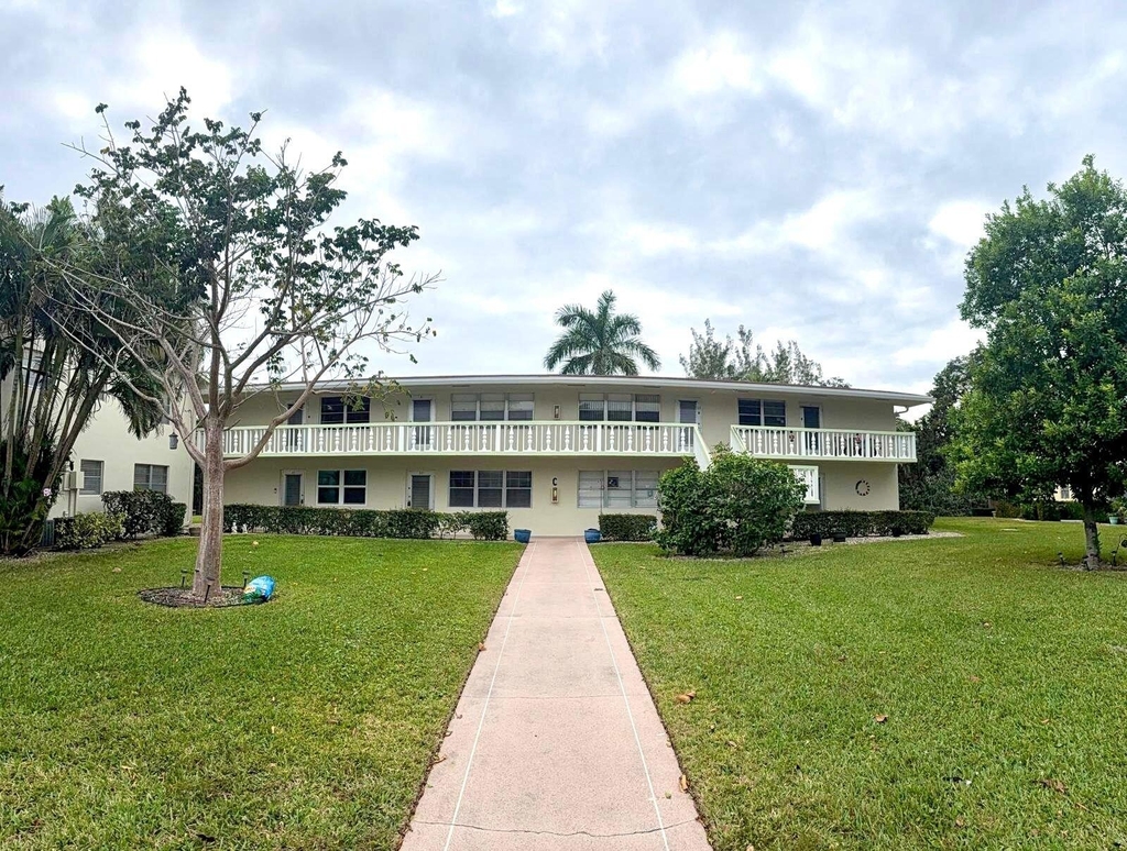 63 Windsor C - Photo 1