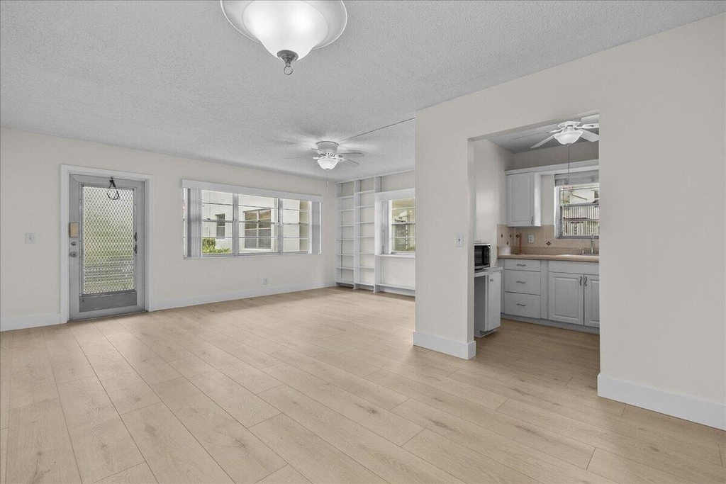 142 Kent I - Photo 0