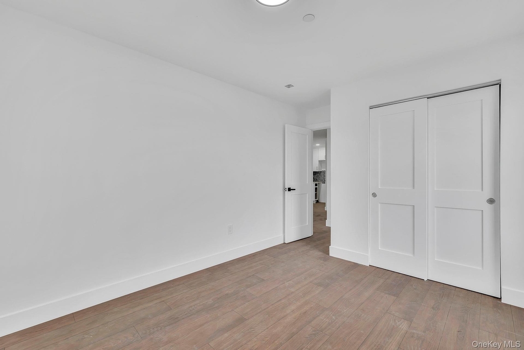 74 Broadway - Photo 5