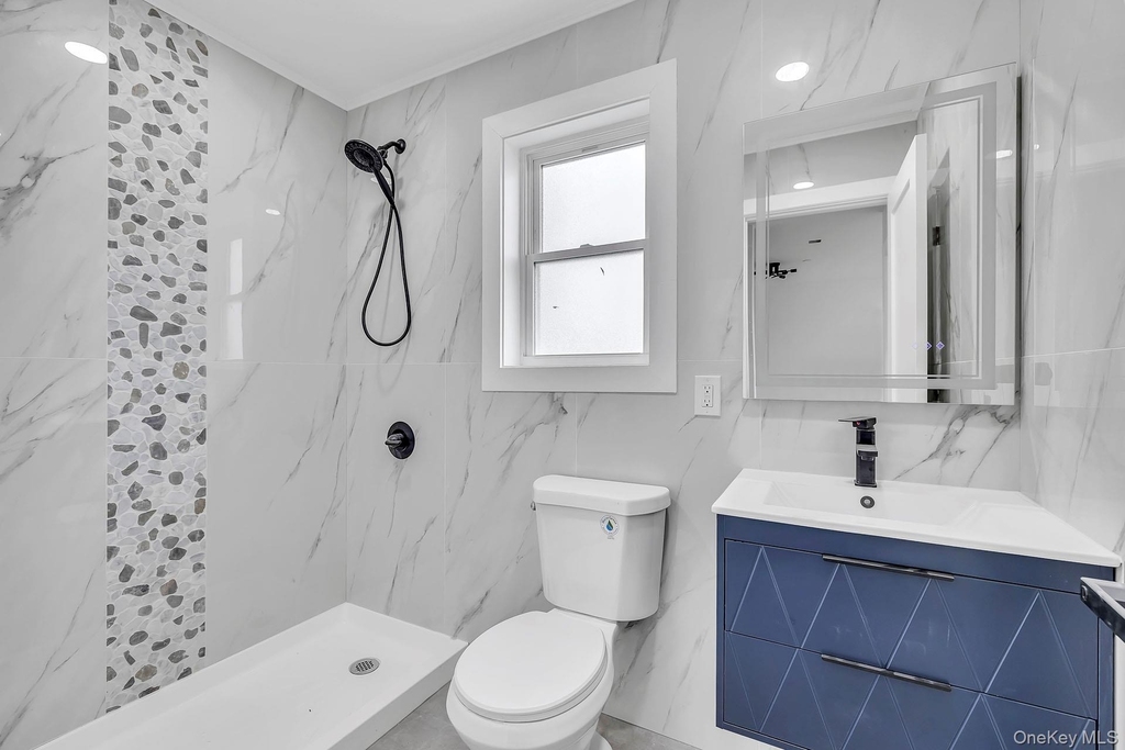 74 Broadway - Photo 7