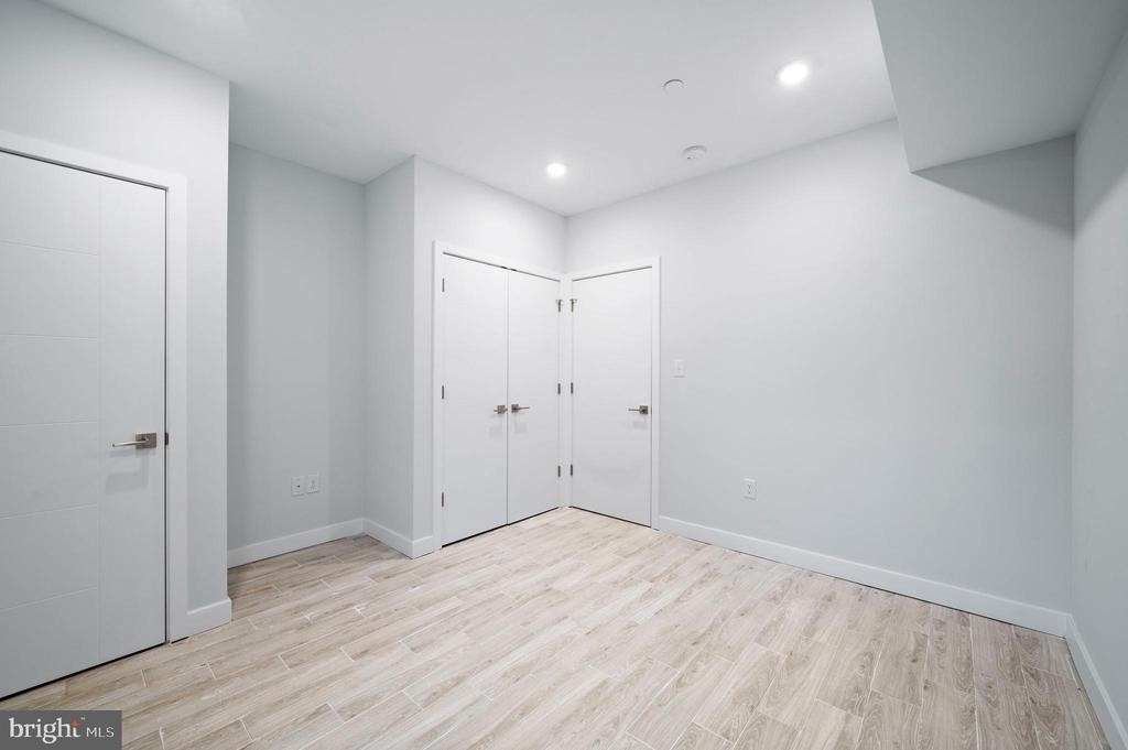 2249 N Franklin Street - Photo 9