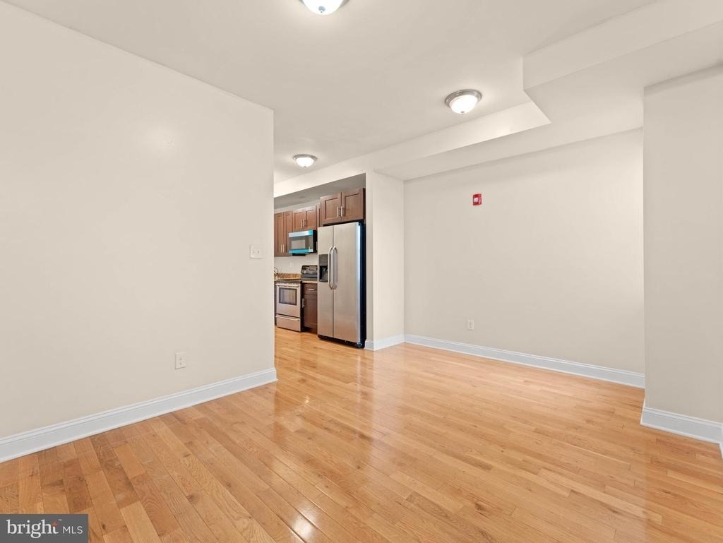 1813 N 18th Street - Photo 2