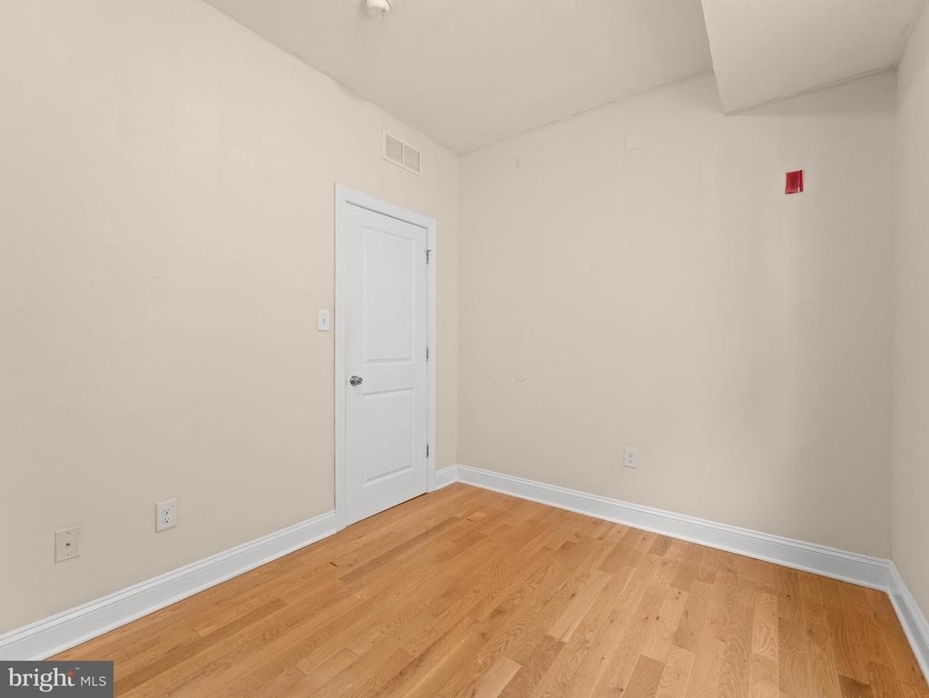 1813 N 18th Street - Photo 4
