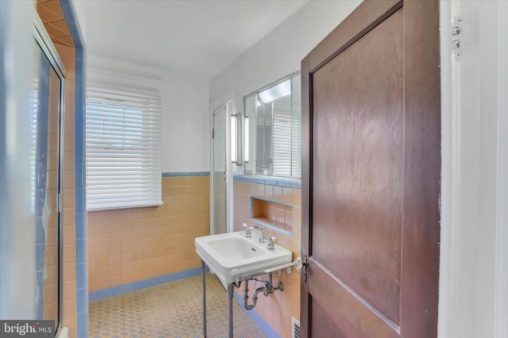 222 Berlin Road N - Photo 13