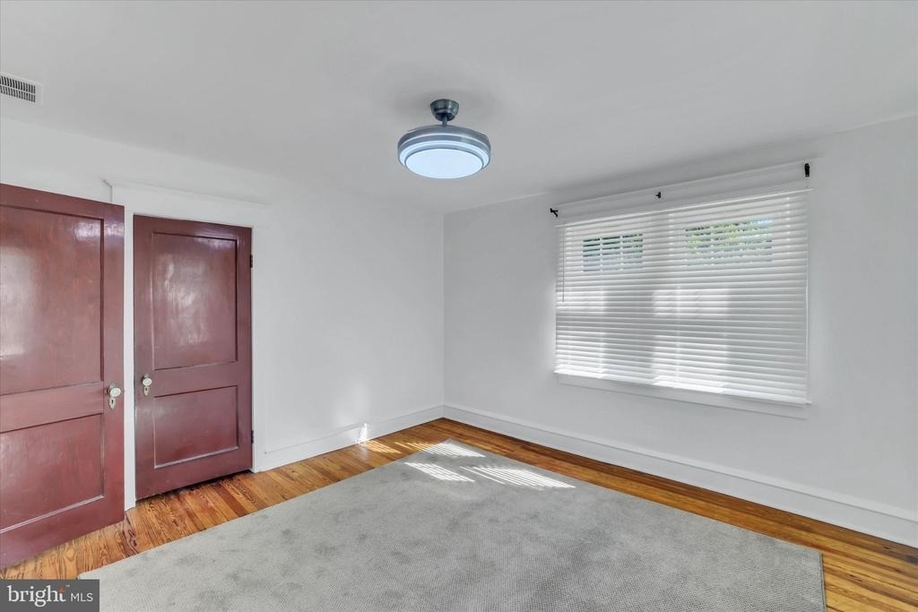222 Berlin Road N - Photo 25