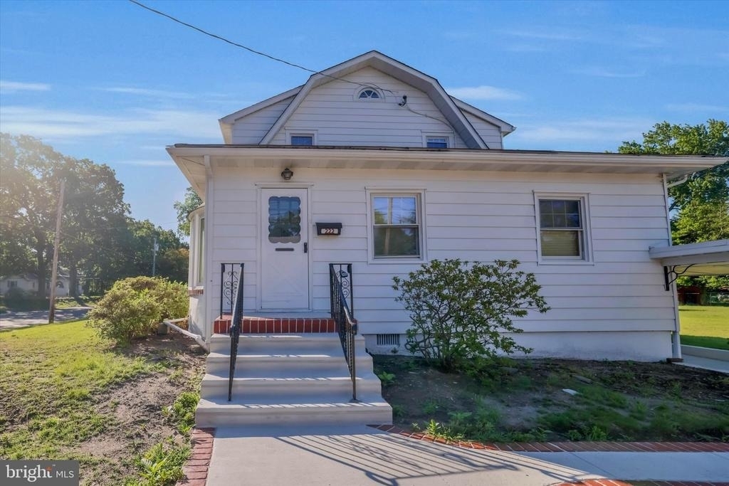 222 Berlin Road N - Photo 6