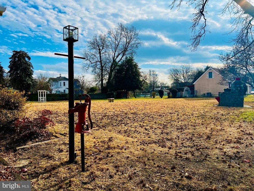 222 Berlin Road N - Photo 4