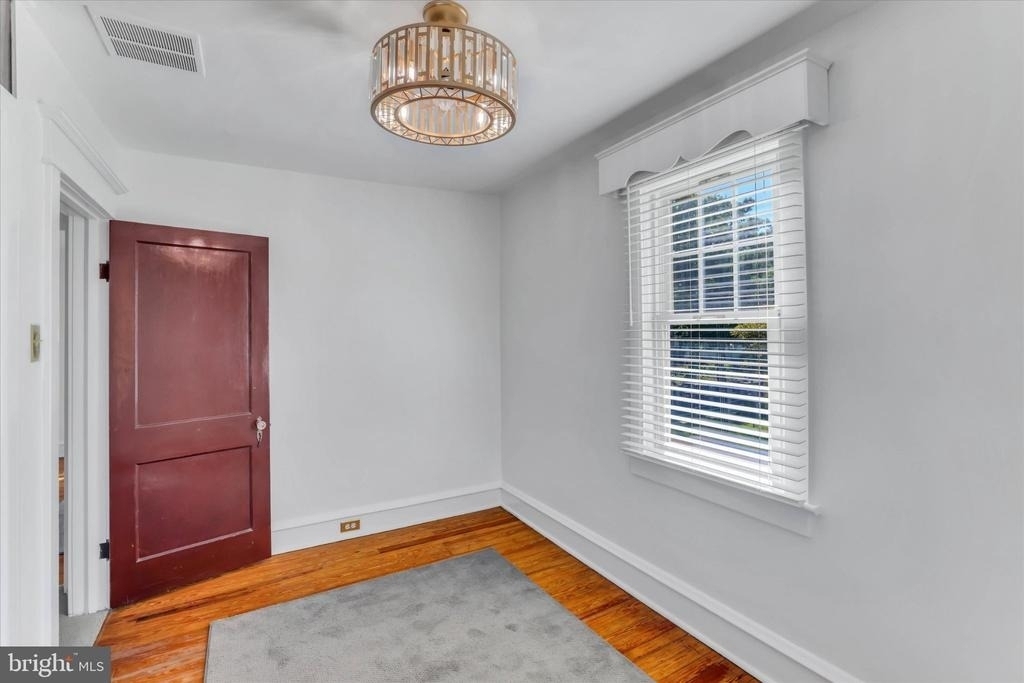 222 Berlin Road N - Photo 16