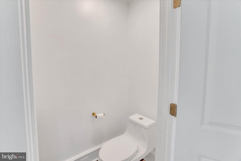 222 Berlin Road N - Photo 15