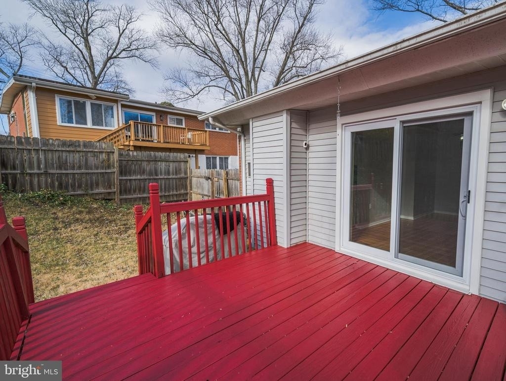 2303 Pinneberg Avenue - Photo 46