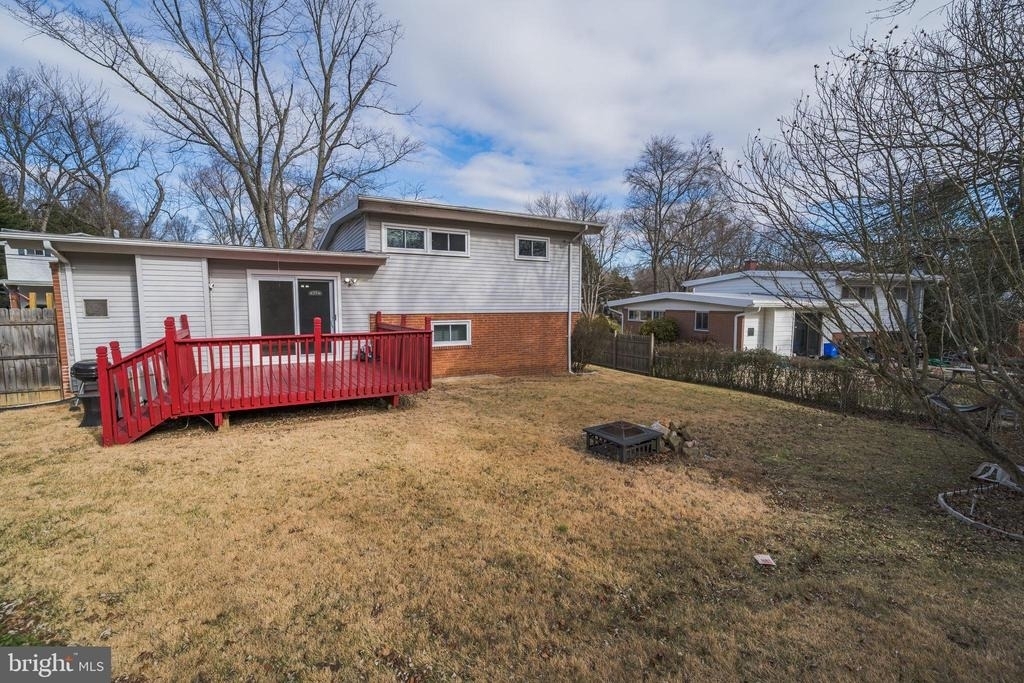 2303 Pinneberg Avenue - Photo 45
