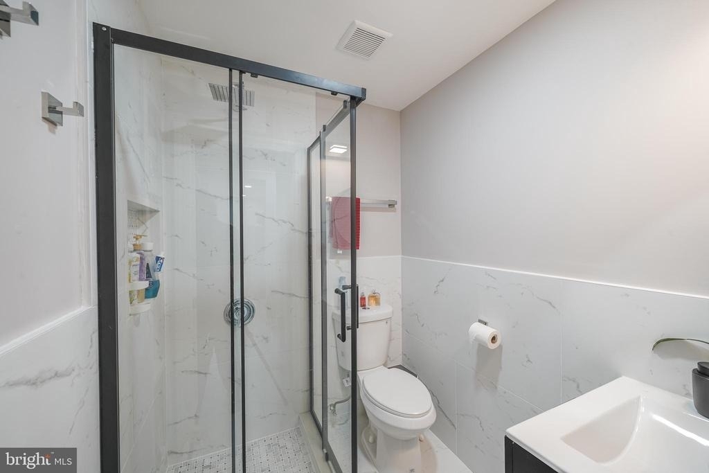 2303 Pinneberg Avenue - Photo 38