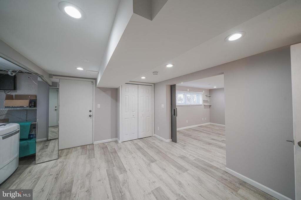 2303 Pinneberg Avenue - Photo 29