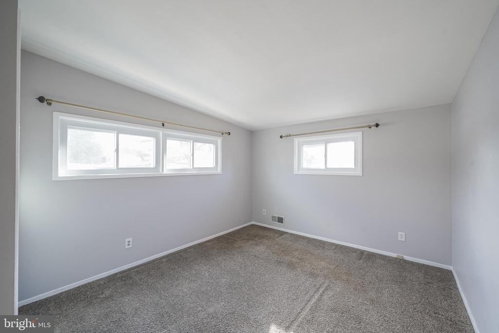 2303 Pinneberg Avenue - Photo 21