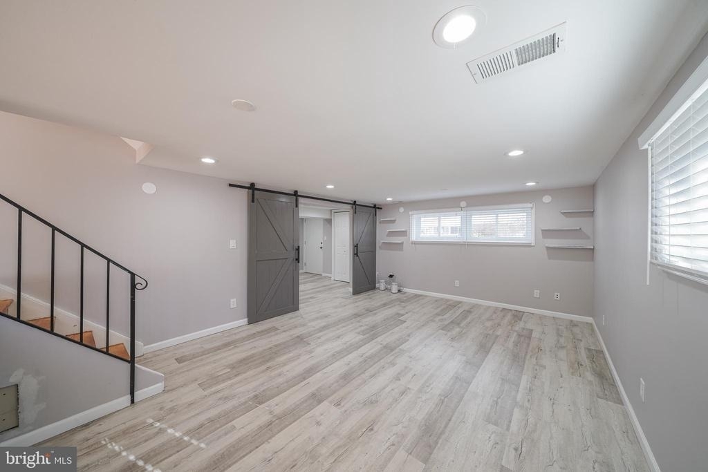 2303 Pinneberg Avenue - Photo 25