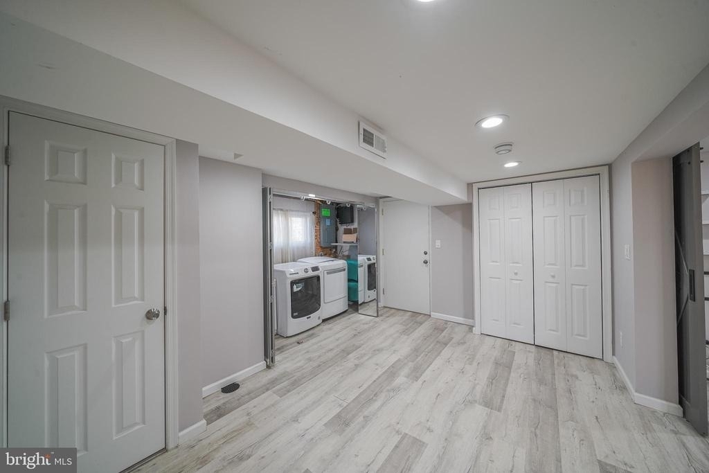 2303 Pinneberg Avenue - Photo 28