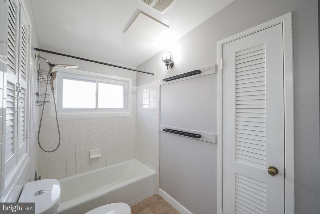 2303 Pinneberg Avenue - Photo 20