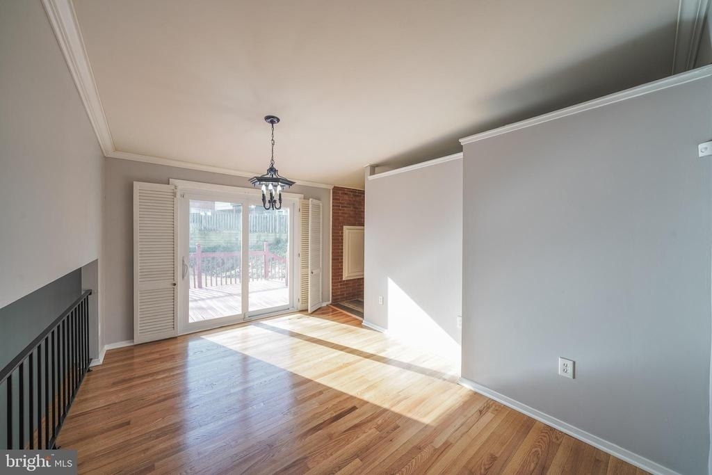 2303 Pinneberg Avenue - Photo 9