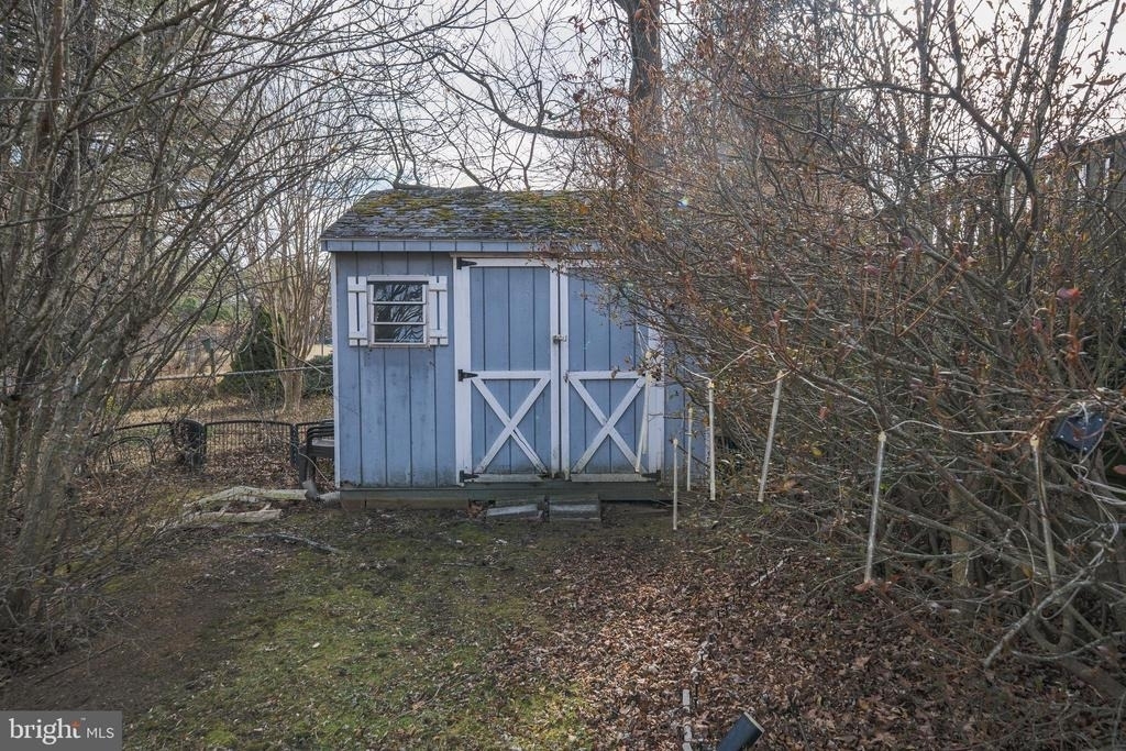 2303 Pinneberg Avenue - Photo 53