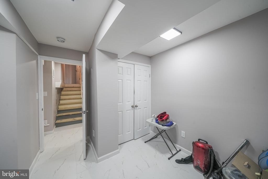 2303 Pinneberg Avenue - Photo 40