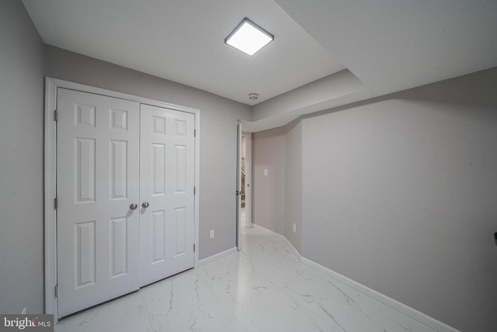 2303 Pinneberg Avenue - Photo 42