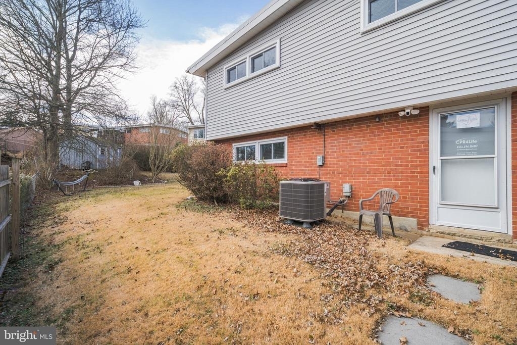 2303 Pinneberg Avenue - Photo 50