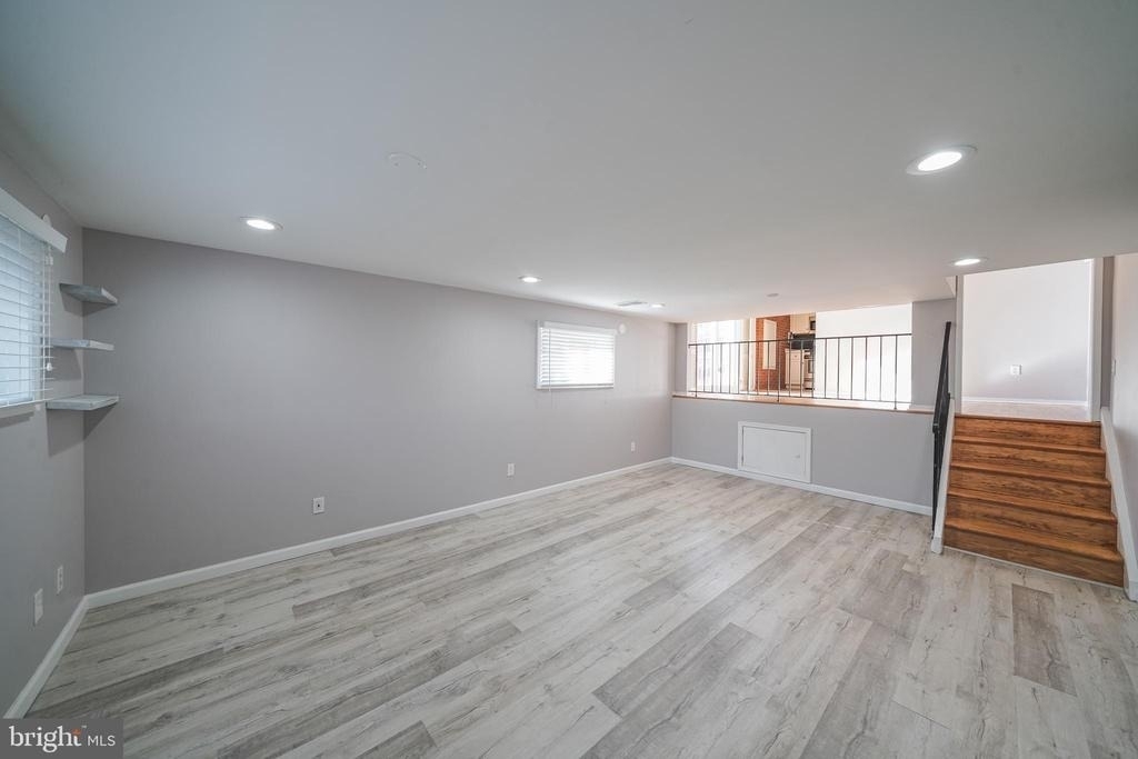2303 Pinneberg Avenue - Photo 27