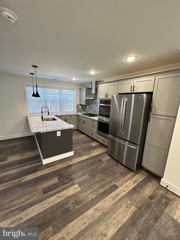 3210 8th Street Se - Photo 3