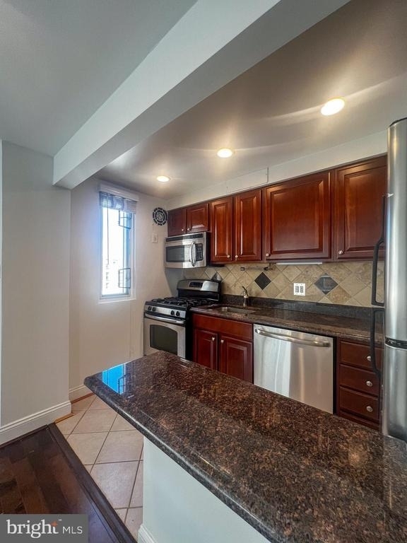 1727 Massachusetts Avenue Nw - Photo 4