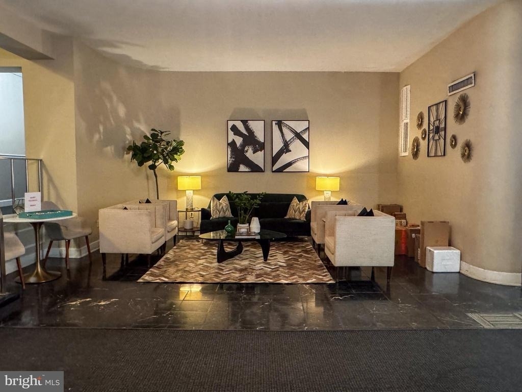 1727 Massachusetts Avenue Nw - Photo 21
